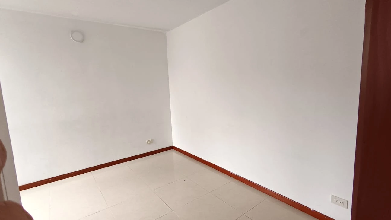 Apartamento en Arriendo Loma de los Bernal Medellin