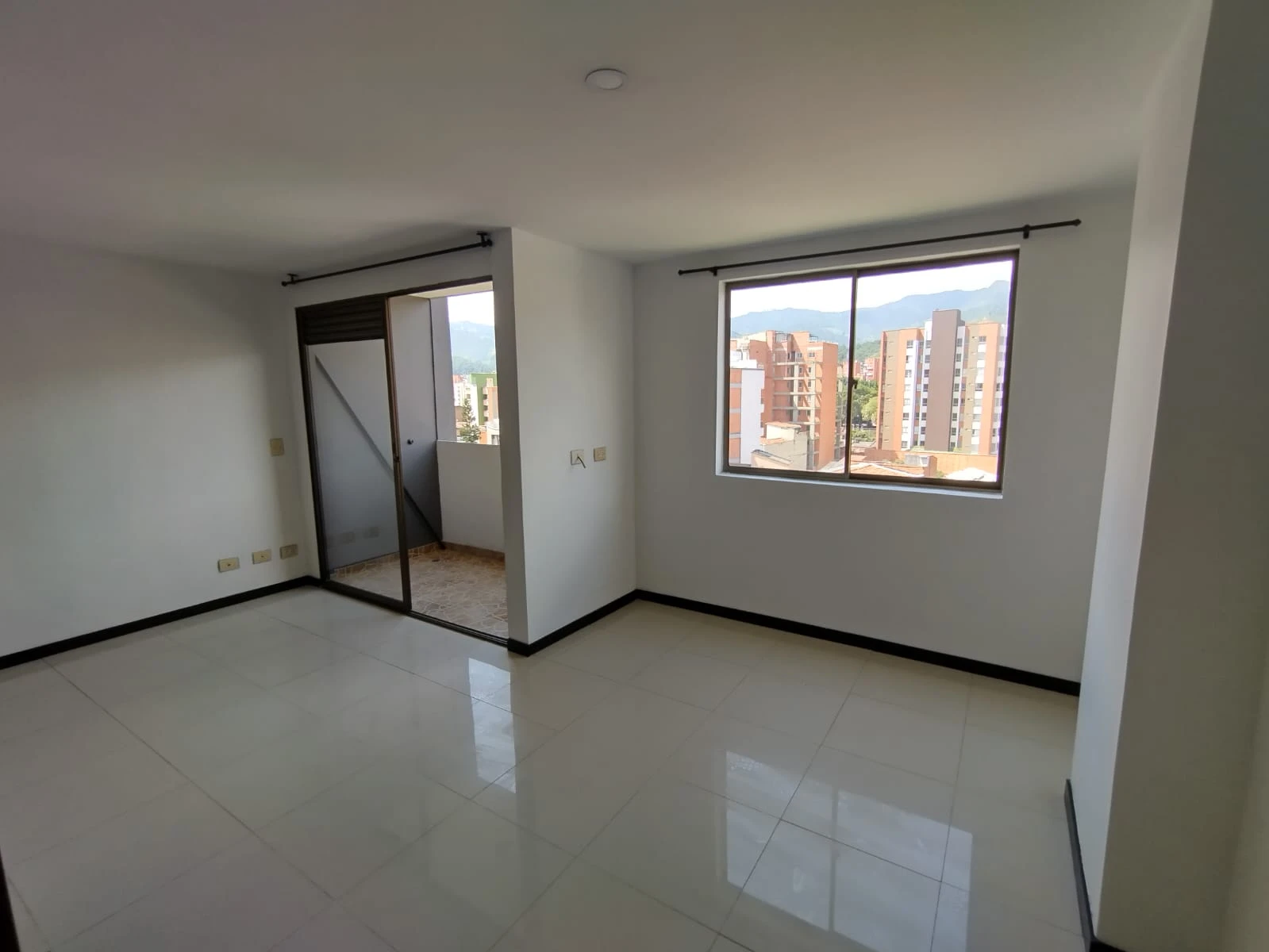 Apartaestudio En Arriendo Sector Laureles