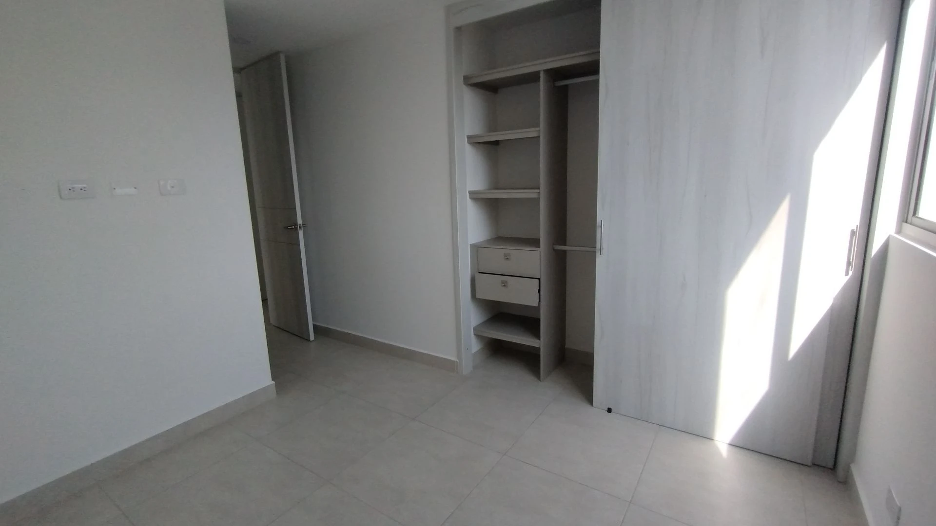 APARTAMENTO EN VENTA CERCA DE BUENAVISTA.