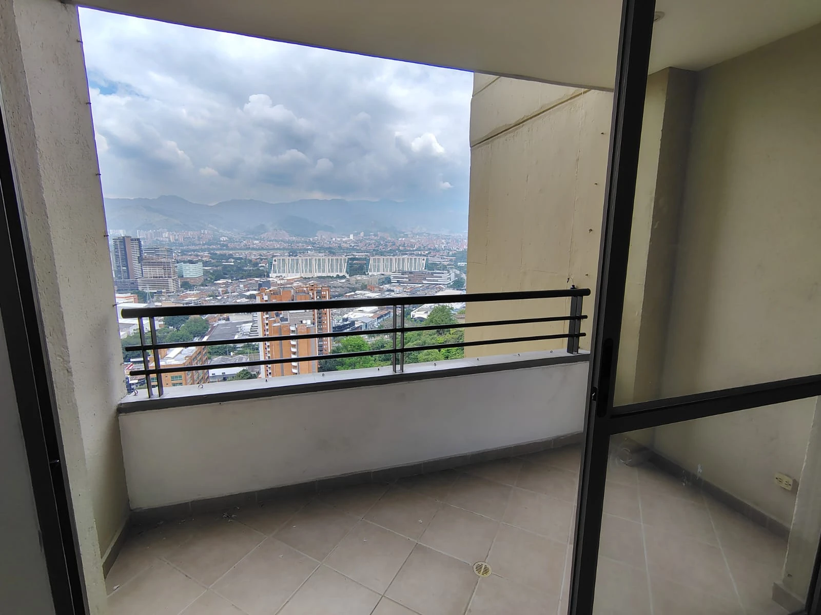Apartamento en arriendo sector Las Palmas