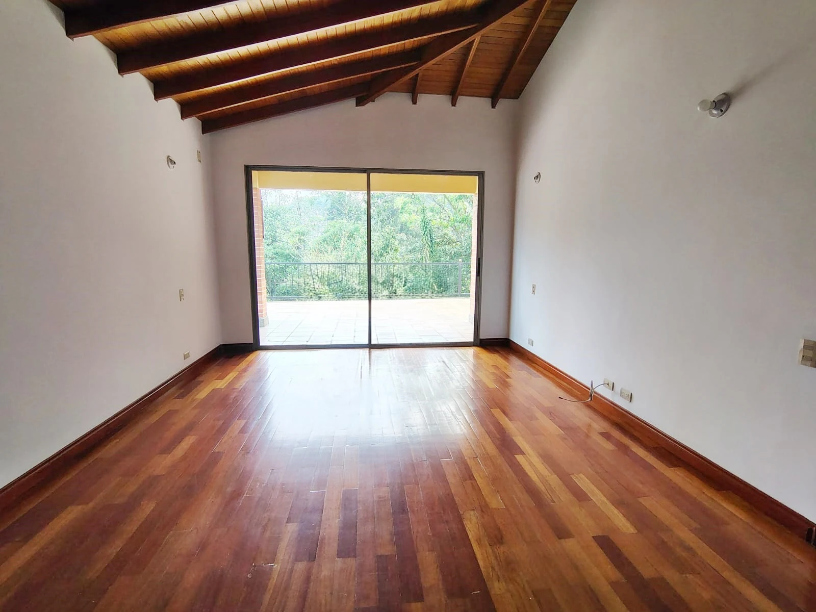 Casa en arriendo sector la Calera