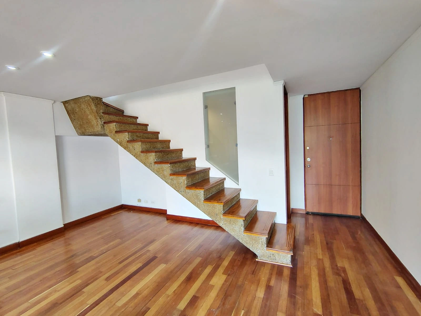 Apartamento en arriendo sector Alejandría 
