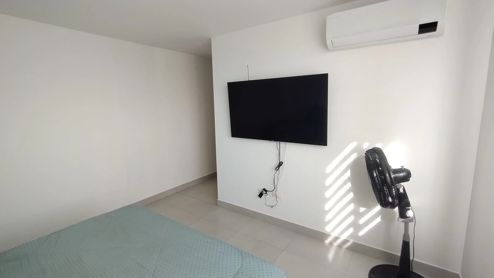 APARTAMENTO EN VENTA EN EL PORTAL DEL GENOVÉS.