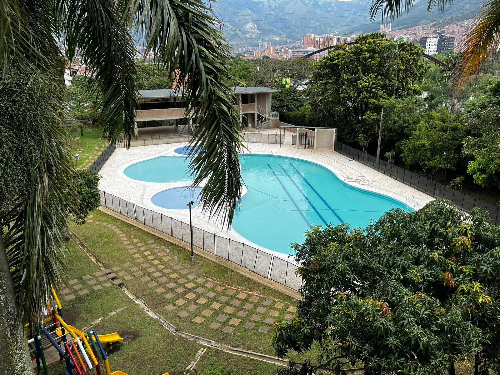 Apartamento en Arriendo Machado Bello