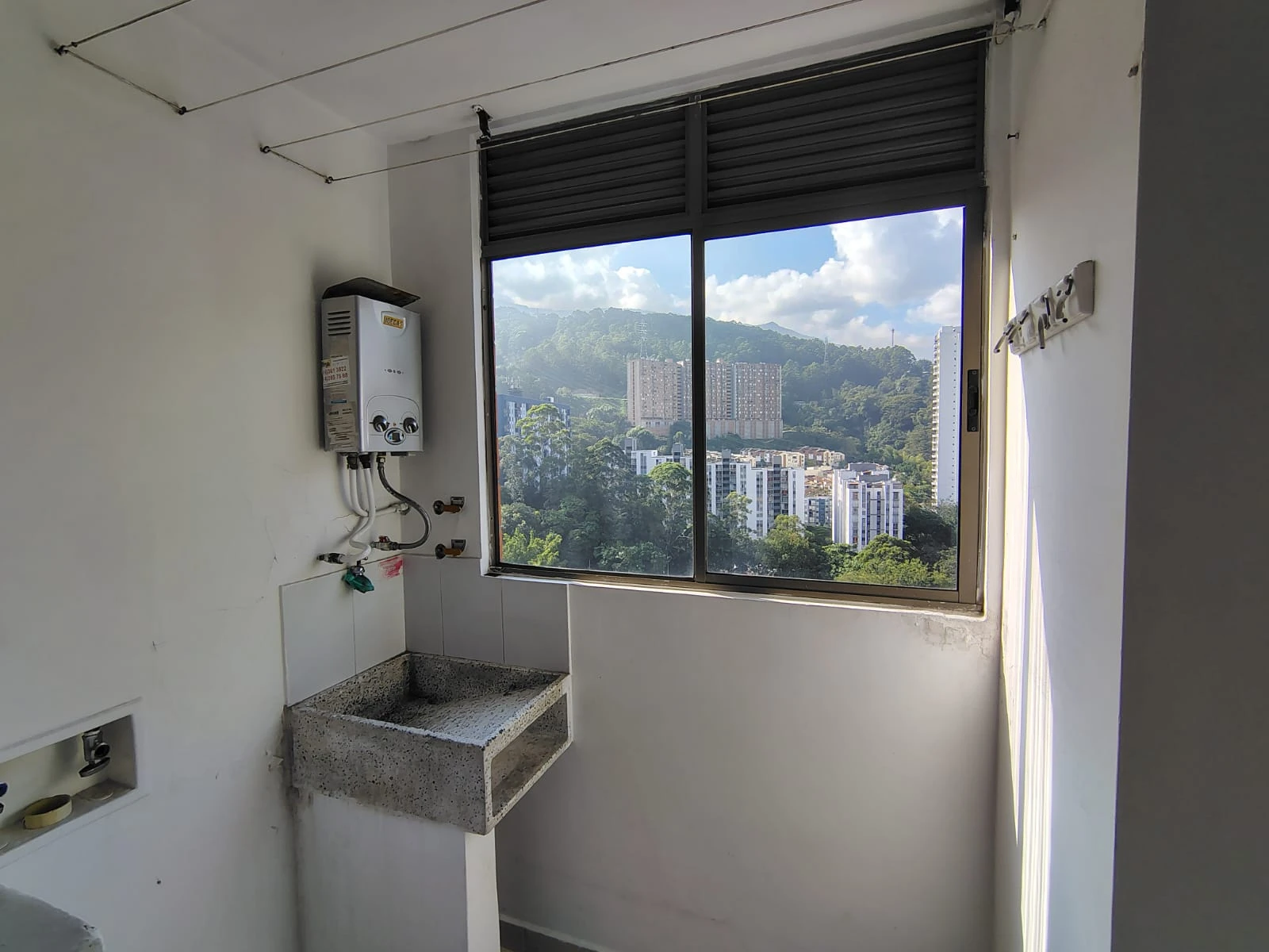 Apartamento en arriendo sector Loma del Indio