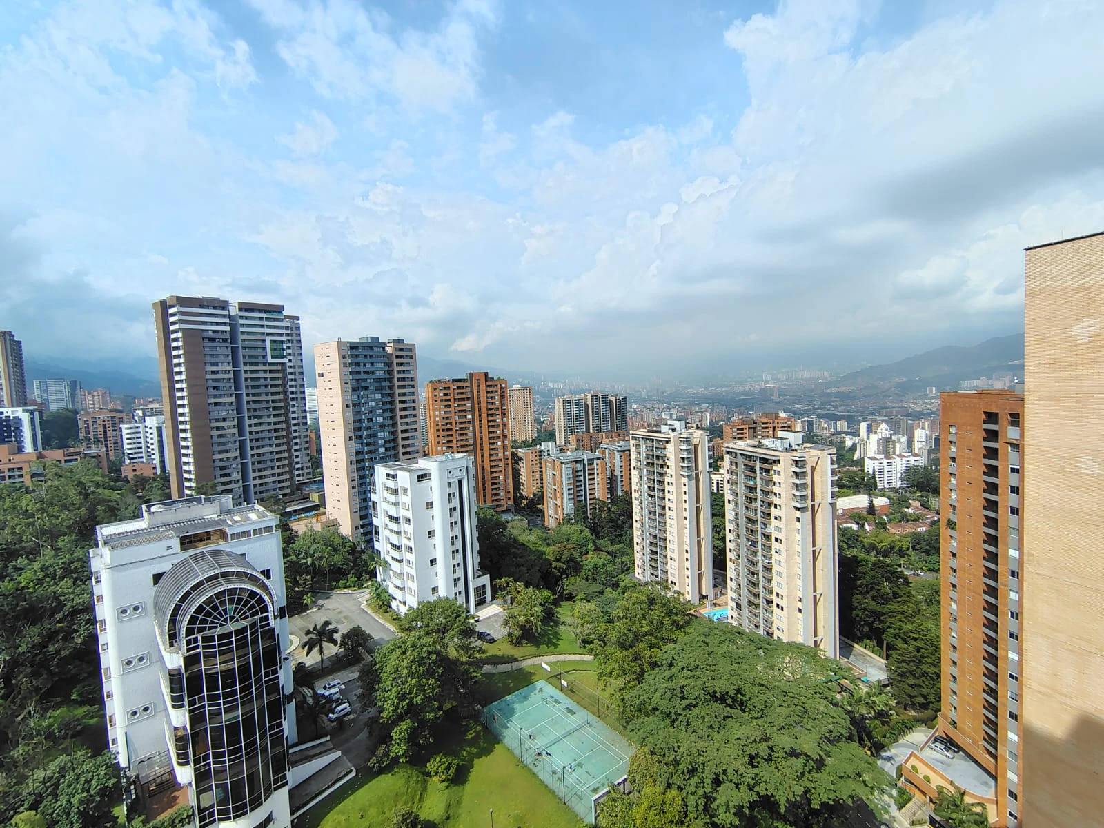 Apartaestudio en arriendo sector Loma de los González