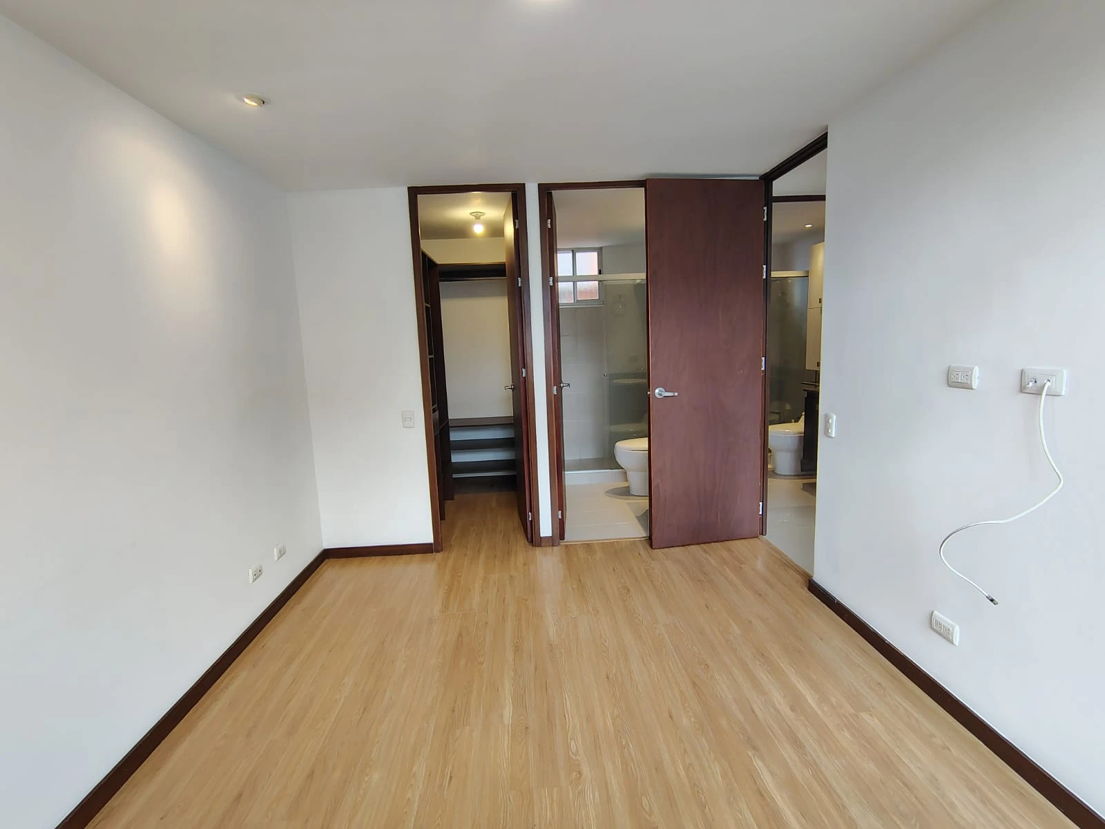Apartamento en arriendo sector Loma del Esmeraldal