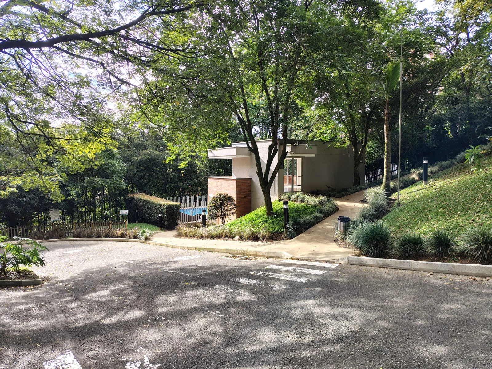 Apartamento en arriendo sector Loma del Esmeraldal