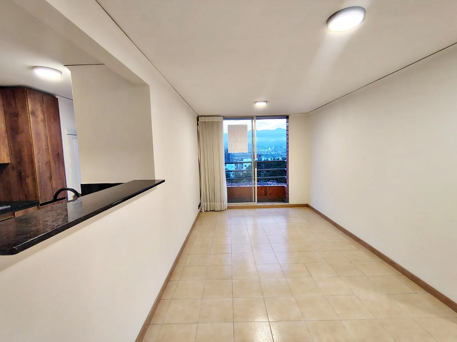 Apartamento en arriendo sector Loma de San Julian