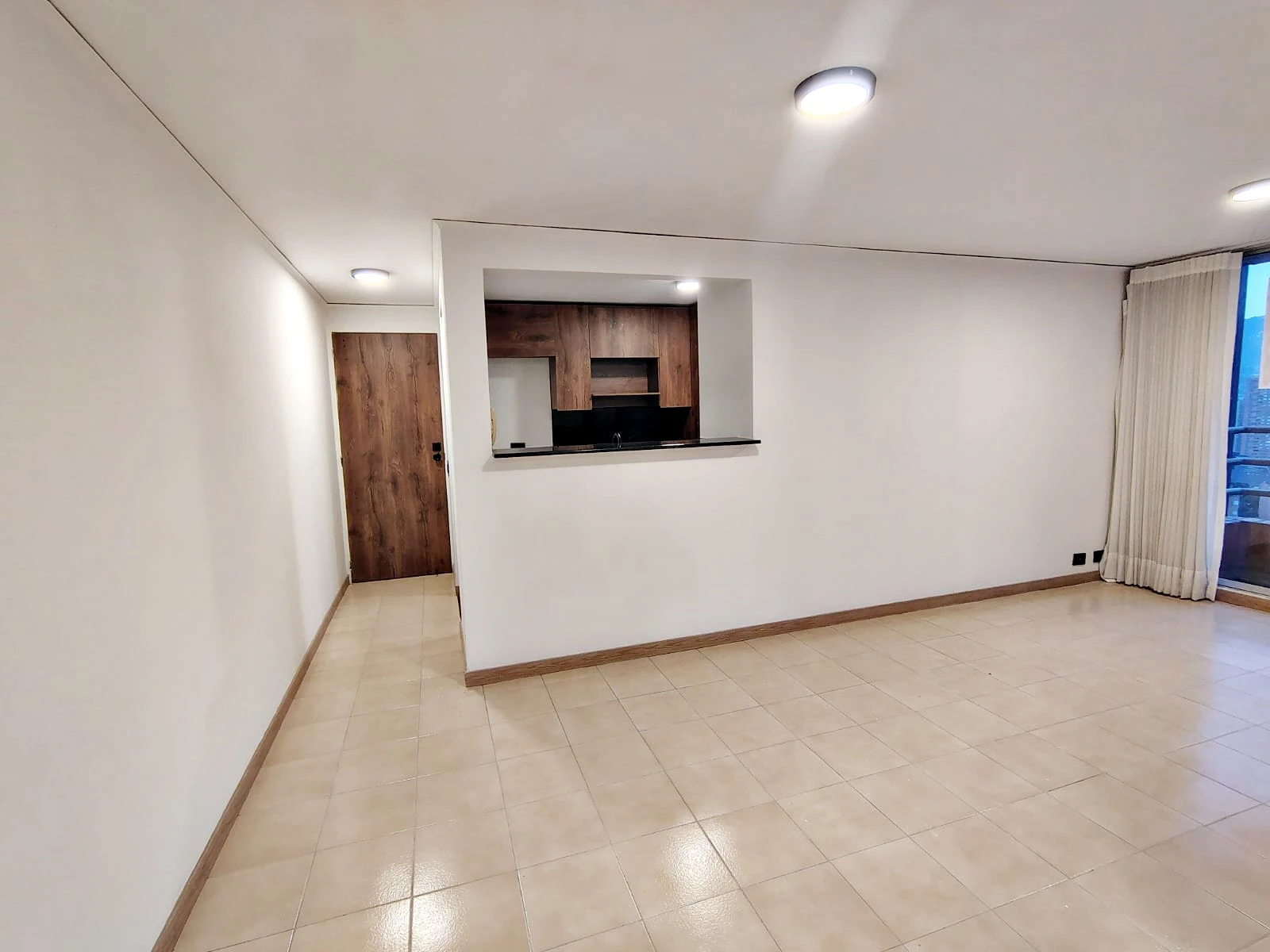 Apartamento en arriendo sector Loma de San Julian