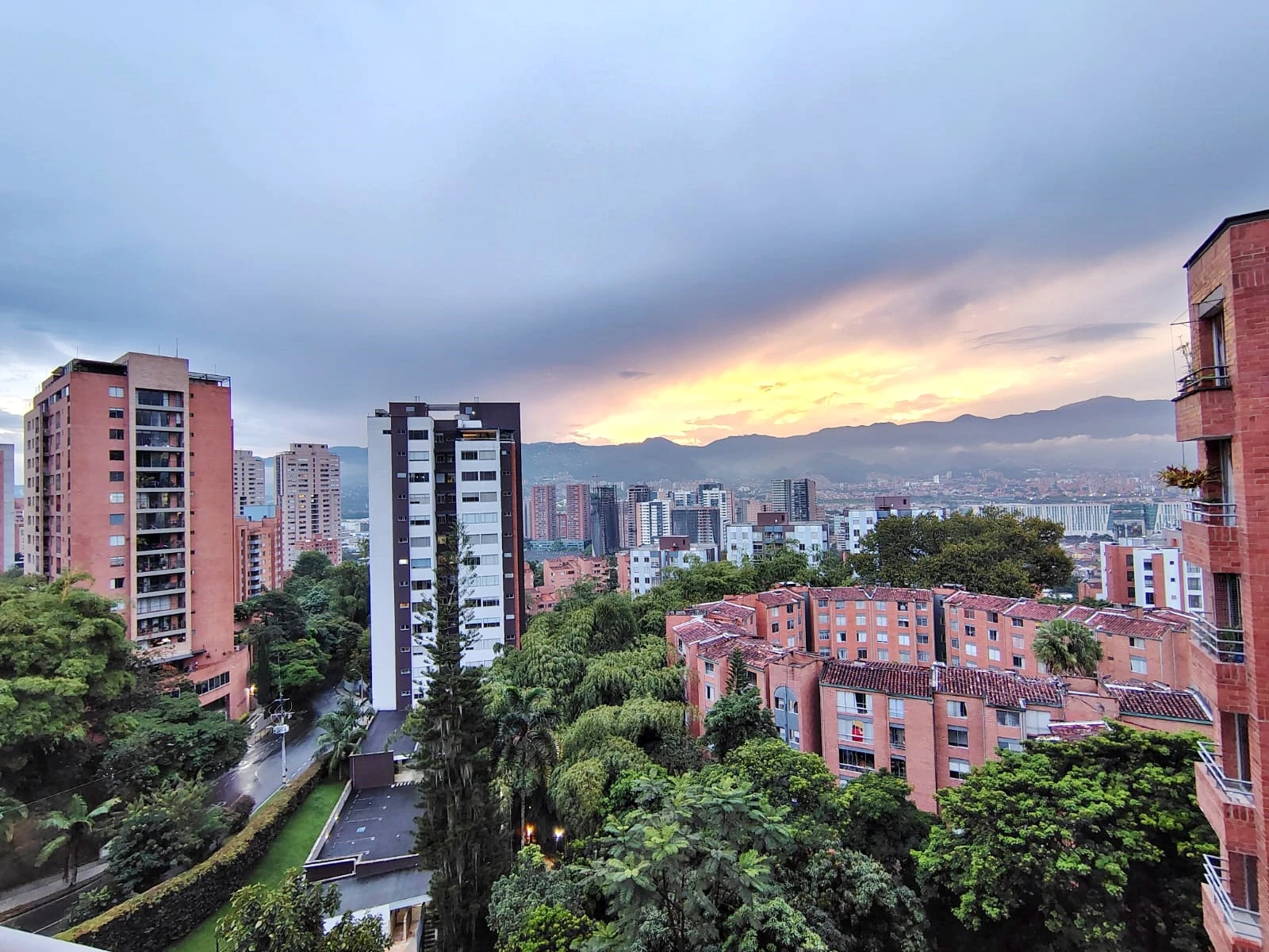 Apartamento en arriendo sector Loma de San Julian