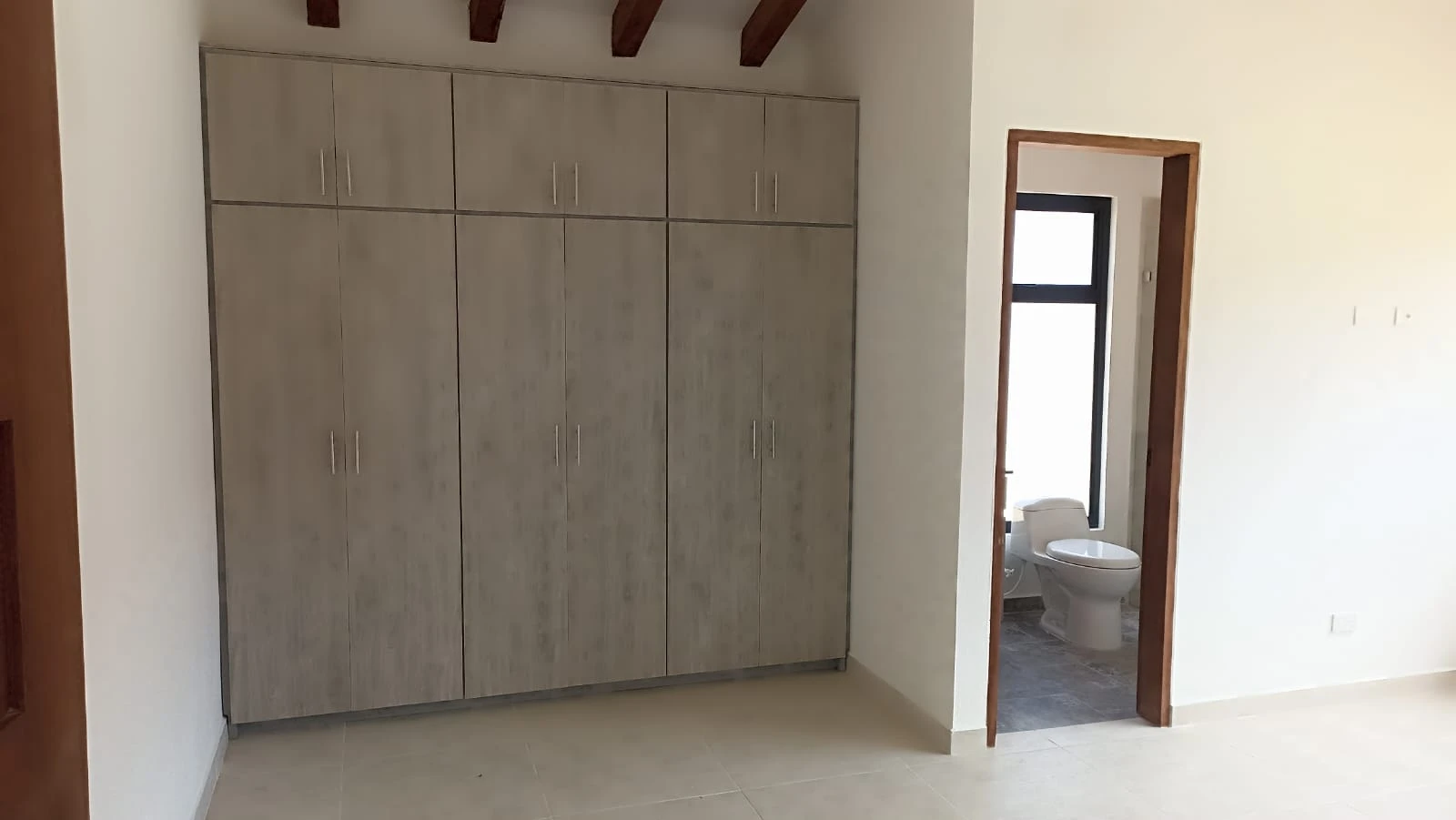 Casa campestre en arriendo en la vía El Canadá y la Ceja