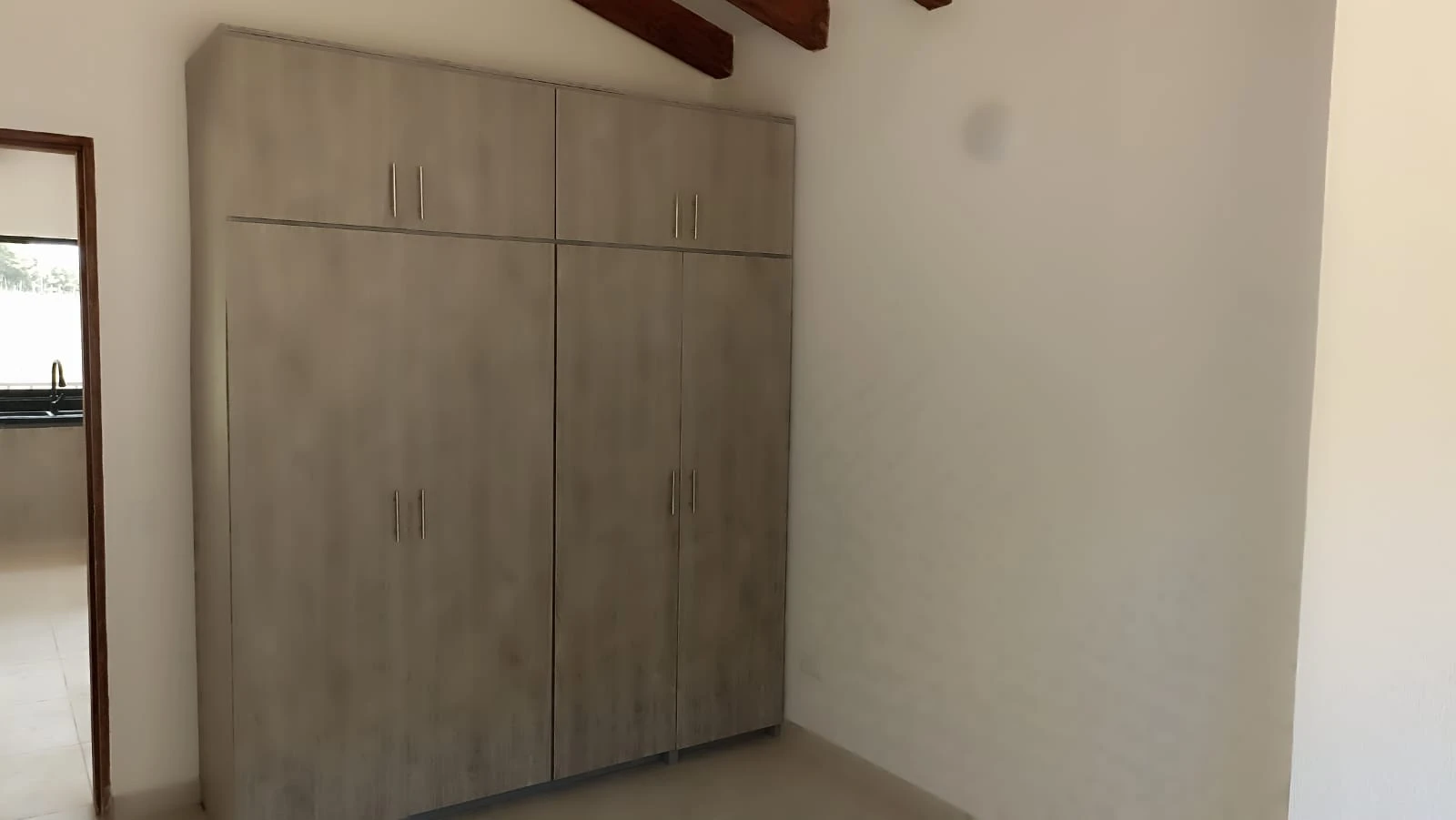 Casa campestre en arriendo en la vía El Canadá y la Ceja