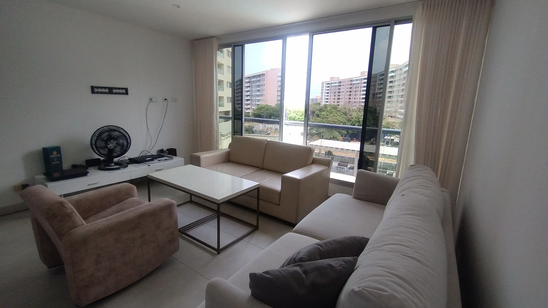 APARTAMENTO EN ARRIENDO CERCA DE BUENAVISTA