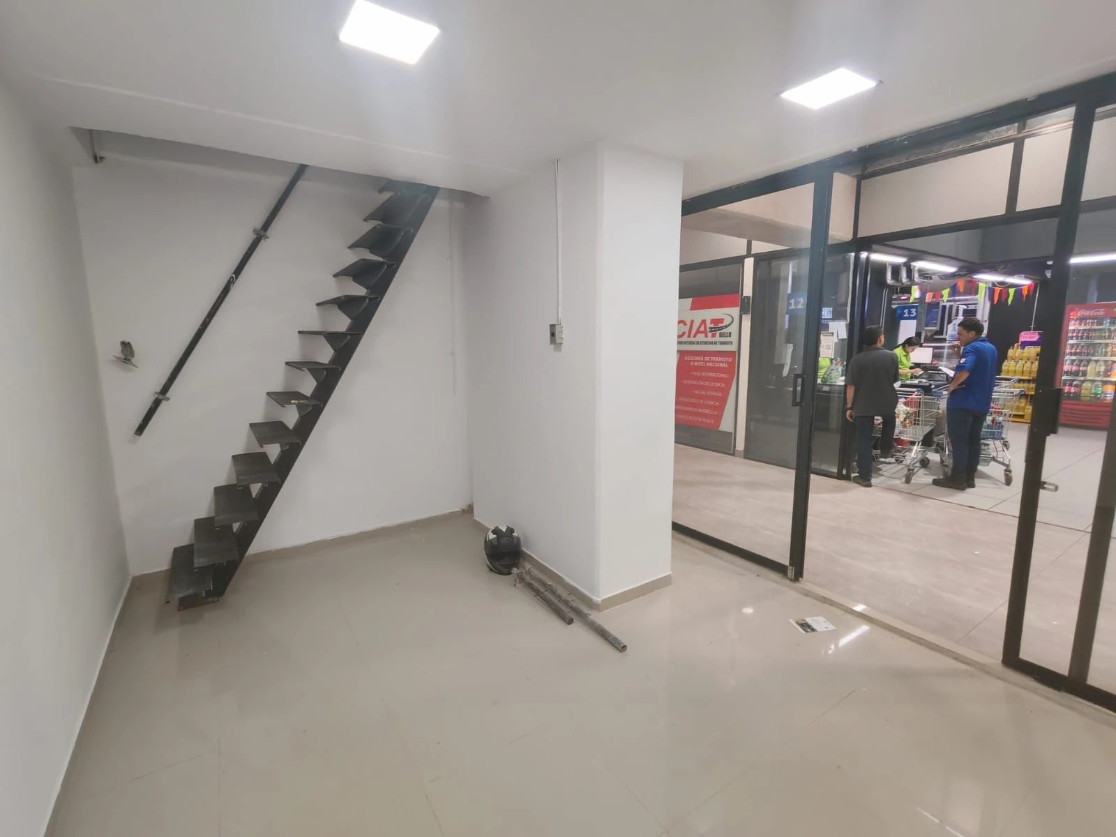 Local en Arriendo unidad altea plaza bello