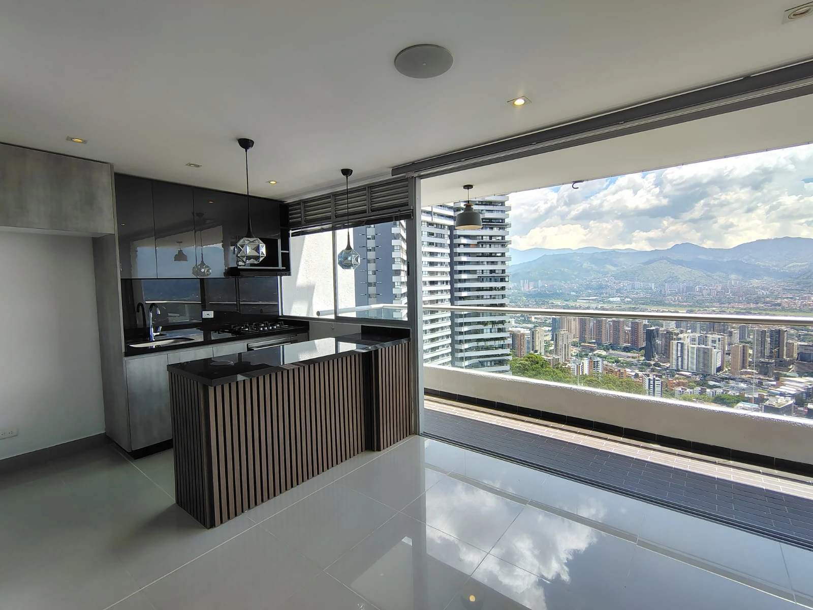 Apartamento en arriendo sector Loma del Indio