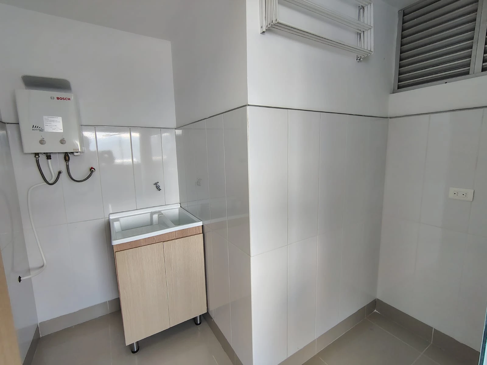 Apartamento en arriendo sector Loma del Indio