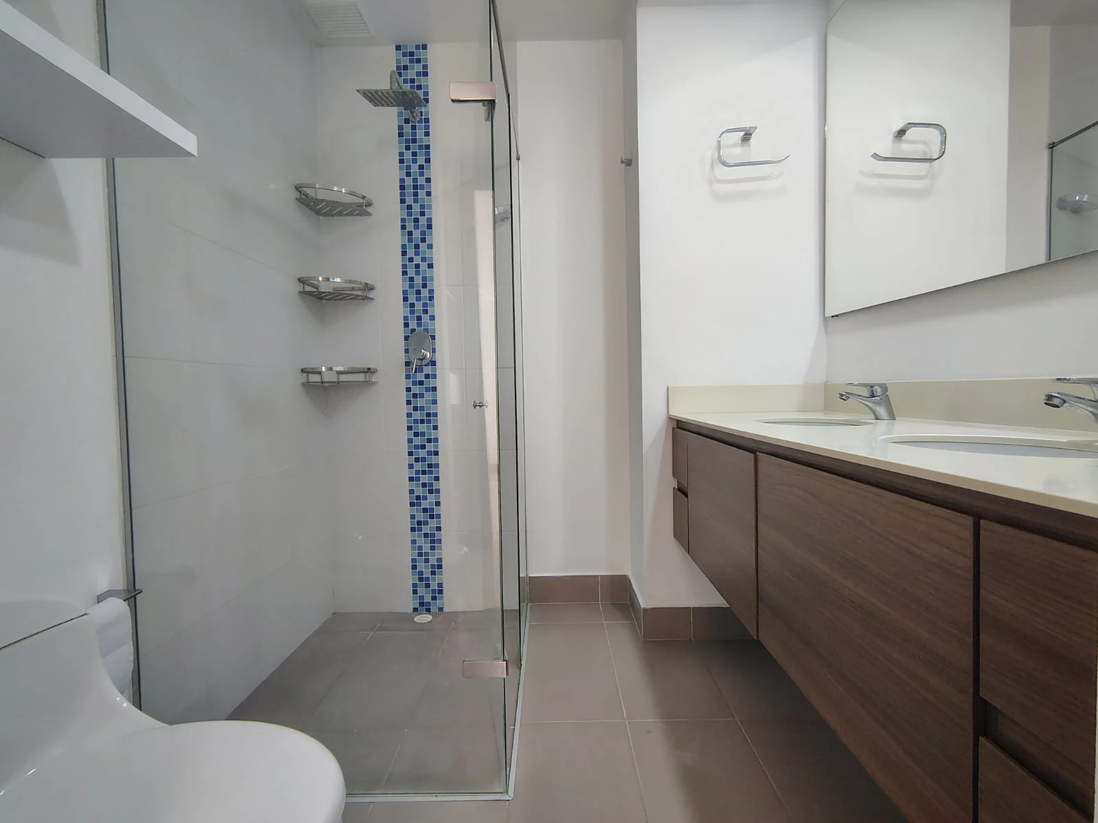 Apartamento en arriendo sector Loma del Indio