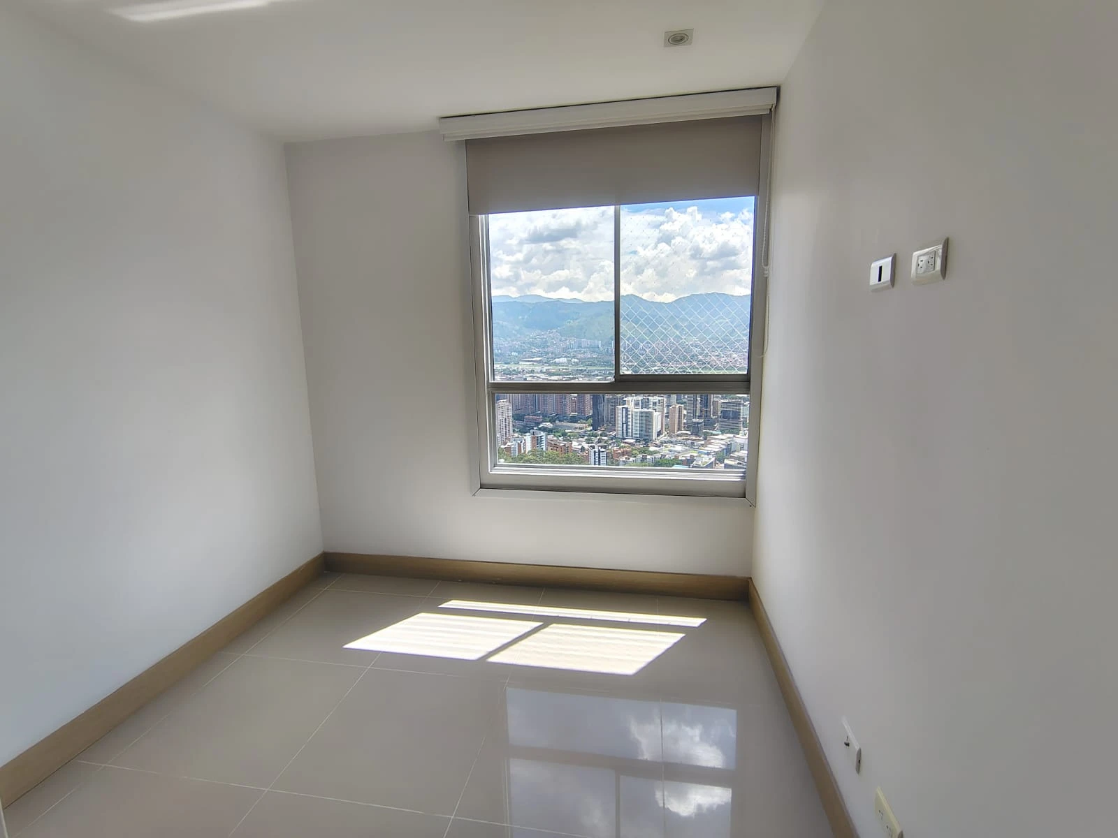 Apartamento en arriendo sector Loma del Indio