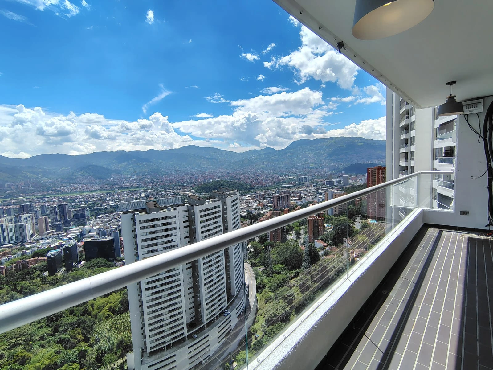 Apartamento en arriendo sector Loma del Indio