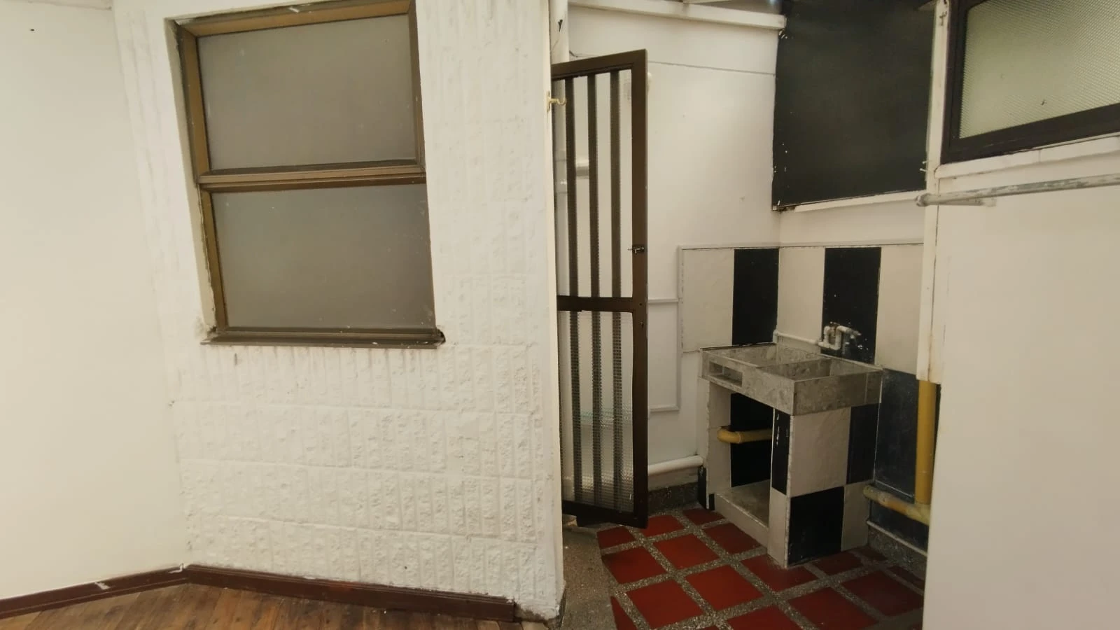 Casa En Arriendo En Robledo Sector San German