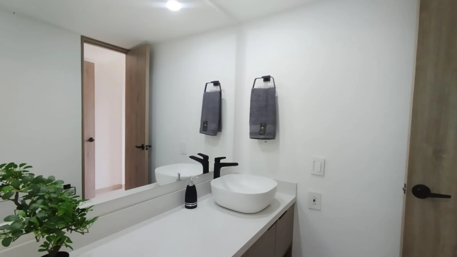 Casa En Venta En Robledo Sector San German