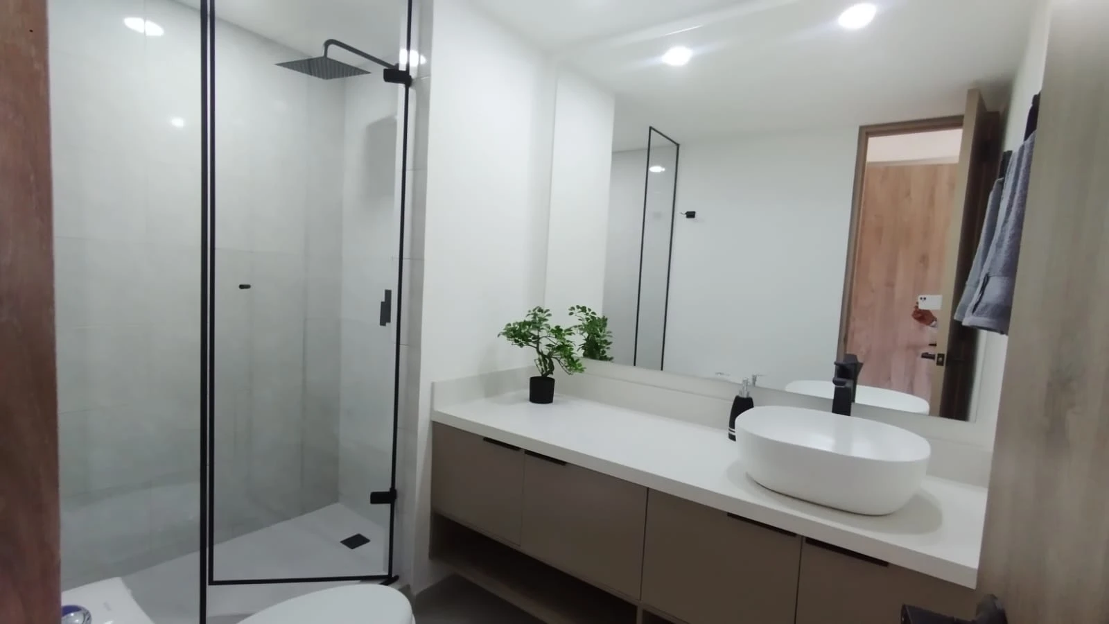 Casa En Venta En Robledo Sector San German