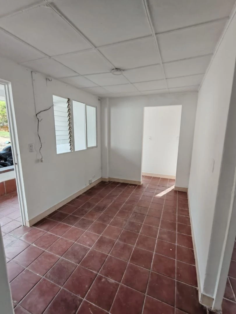 casa en arriendo con pesebrera en copacabana
