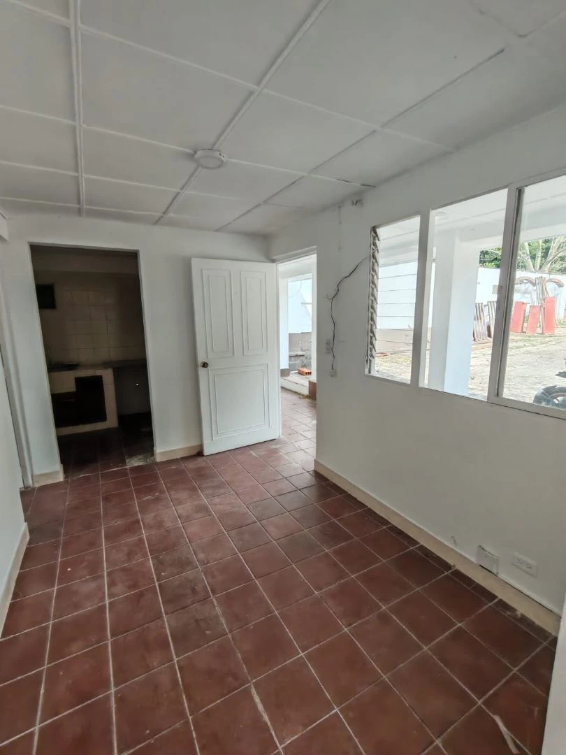 casa en arriendo con pesebrera en copacabana