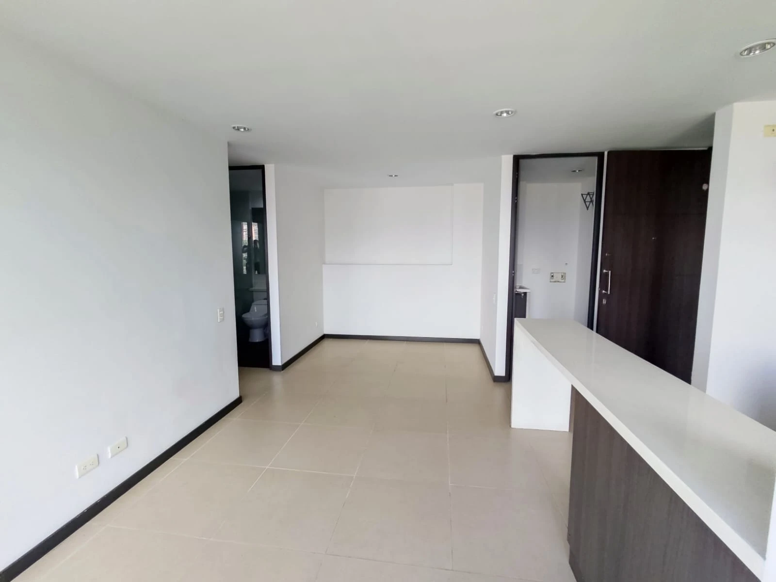 apartamento en arriendo sector superior padre marianito