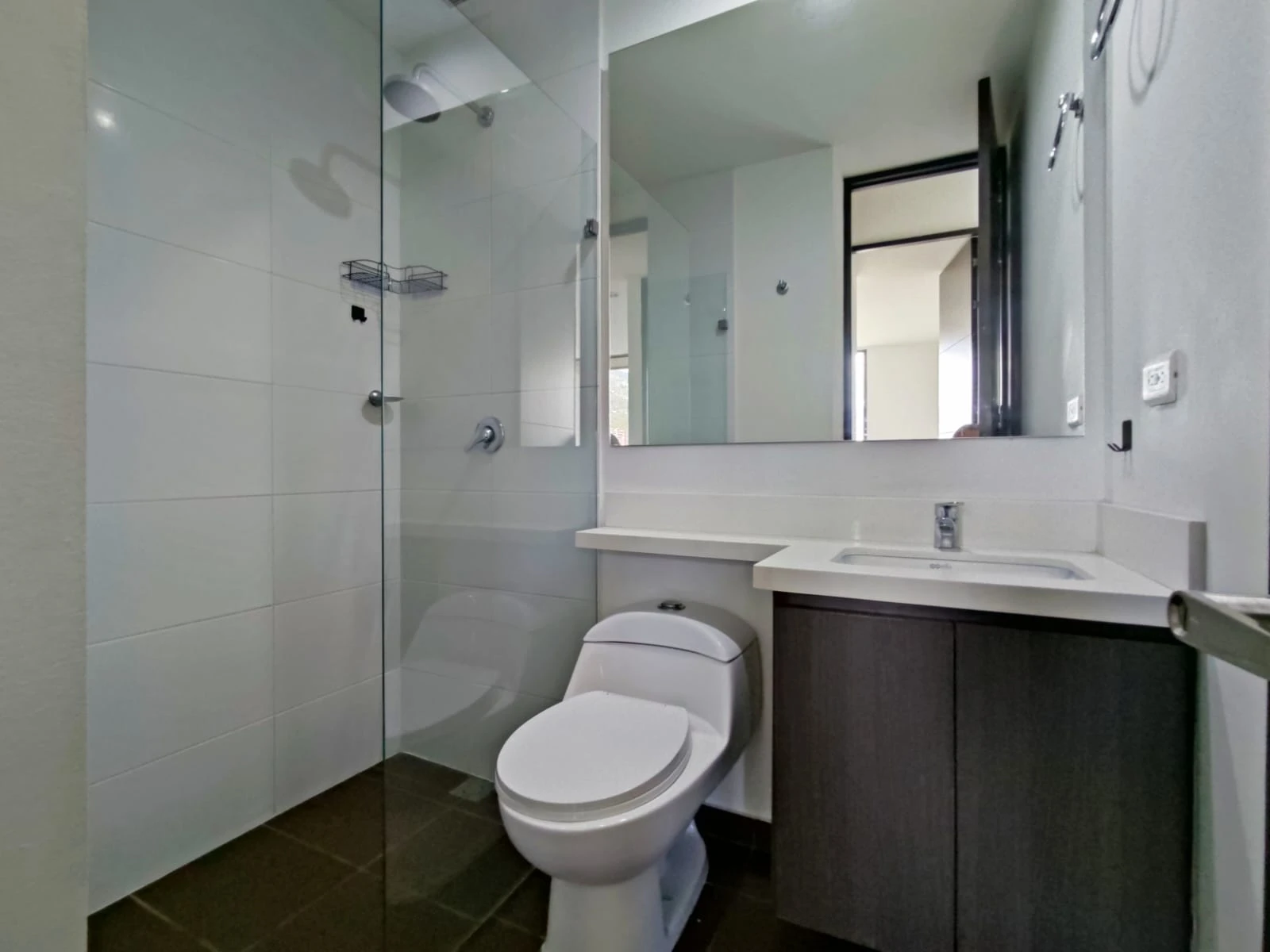 apartamento en arriendo sector superior padre marianito