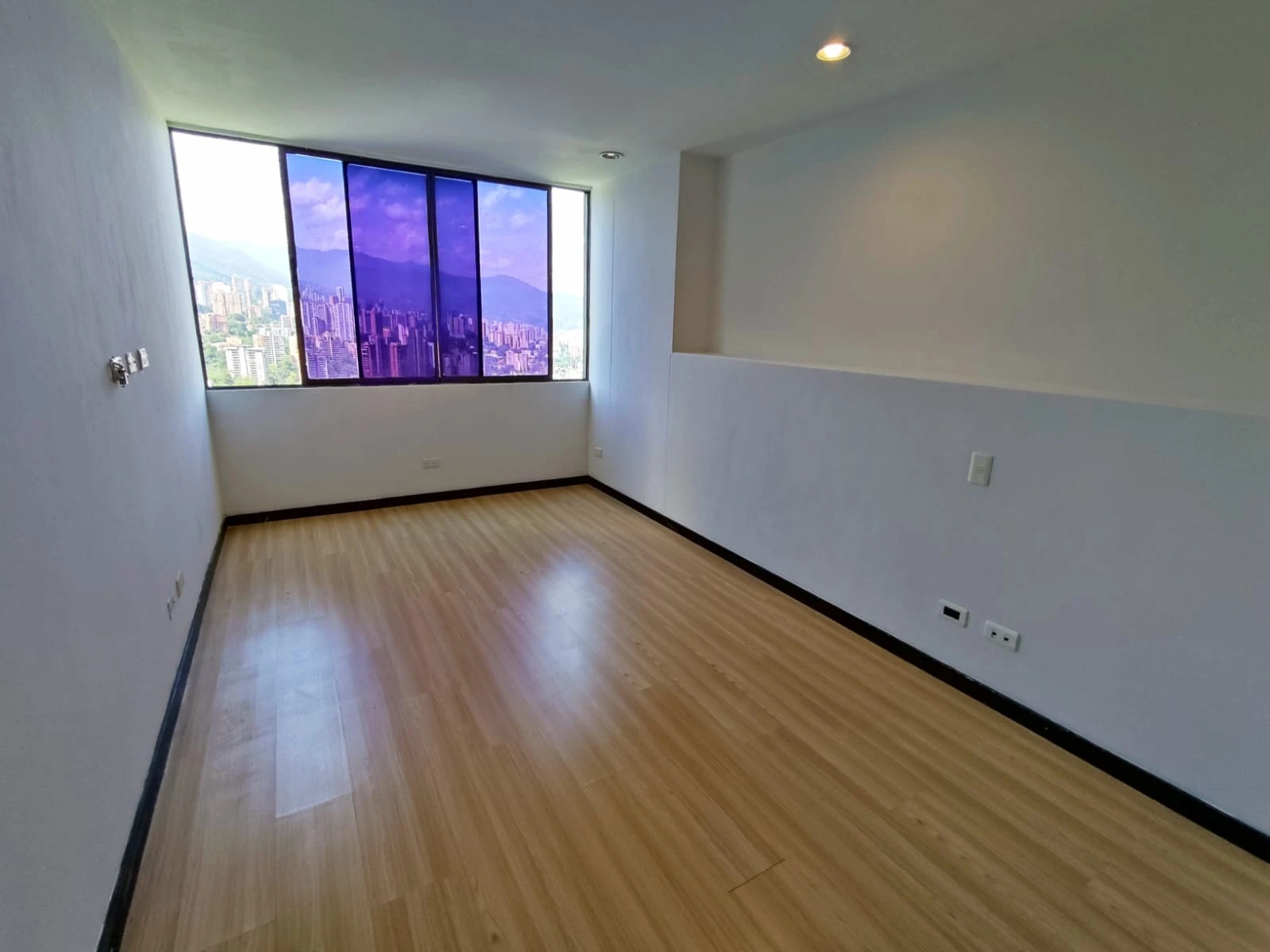 apartamento en arriendo sector superior padre marianito