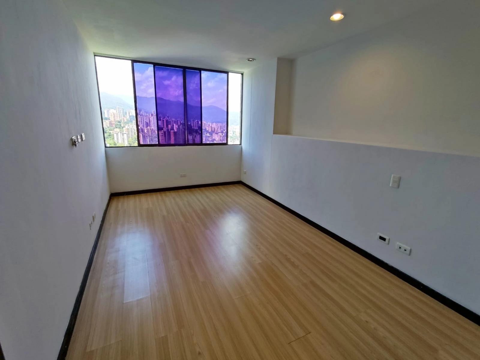 apartamento en arriendo sector superior padre marianito