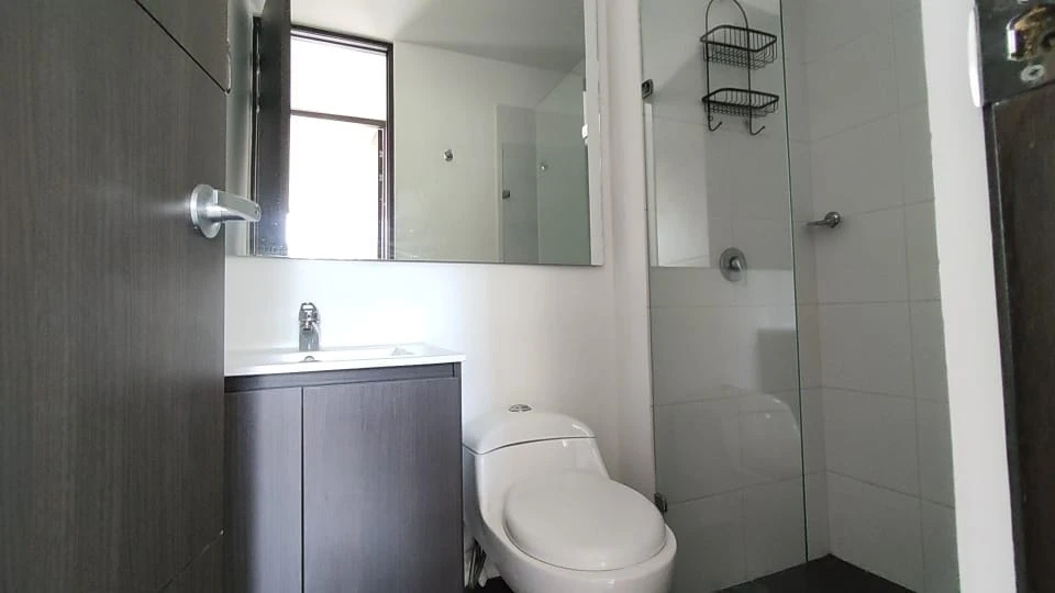 apartamento en arriendo sector superior padre marianito