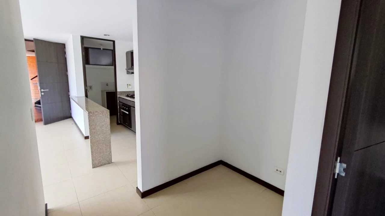 apartamento en arriendo sector superior padre marianito