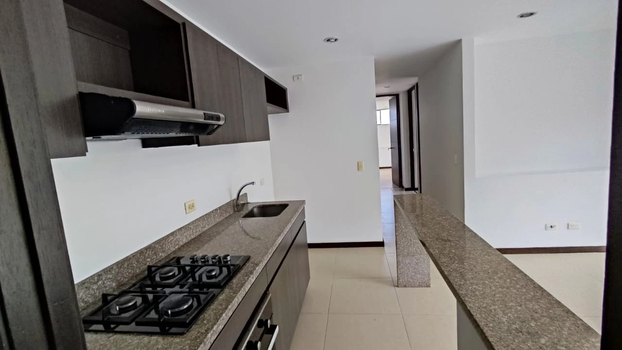 apartamento en arriendo sector superior padre marianito