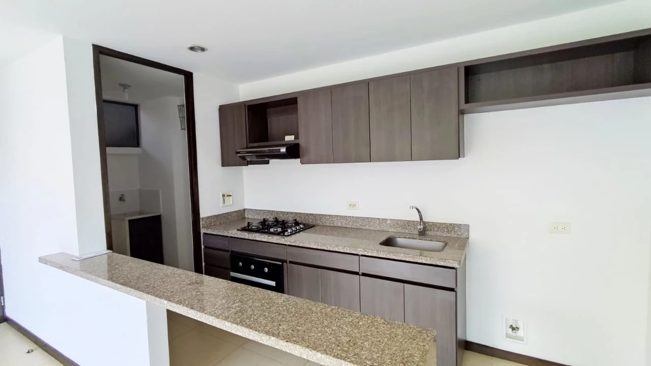 apartamento en arriendo sector superior padre marianito