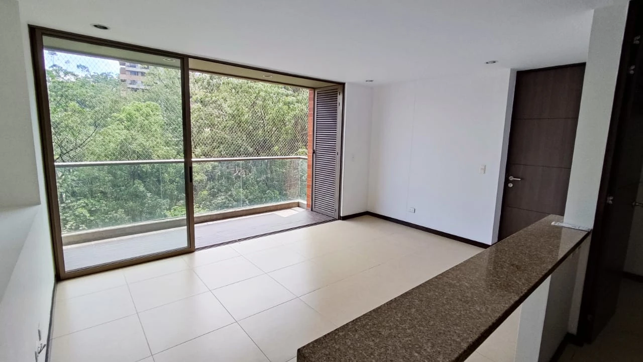apartamento en arriendo sector superior padre marianito