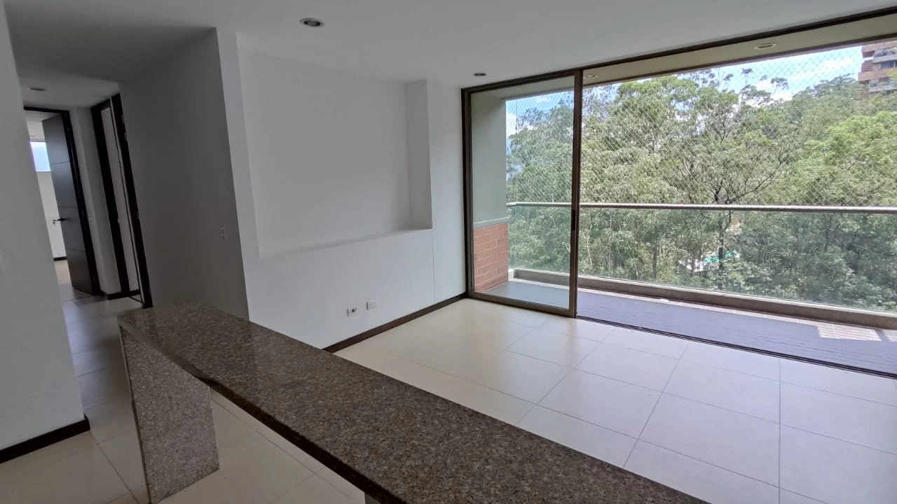 apartamento en arriendo sector superior padre marianito