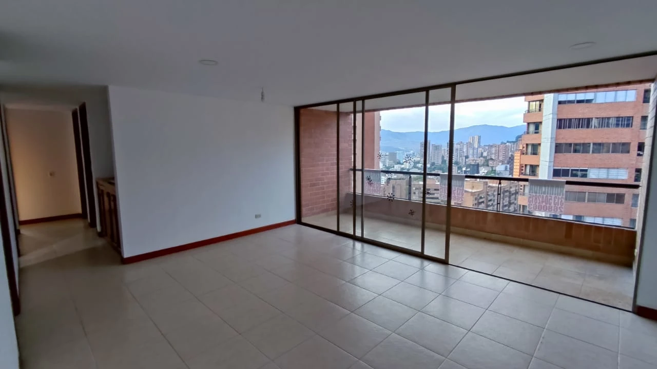 apartamento en arriendo sector superior Loma de los Parra