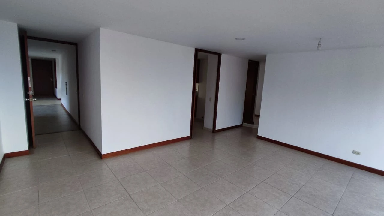 apartamento en arriendo sector superior Loma de los Parra