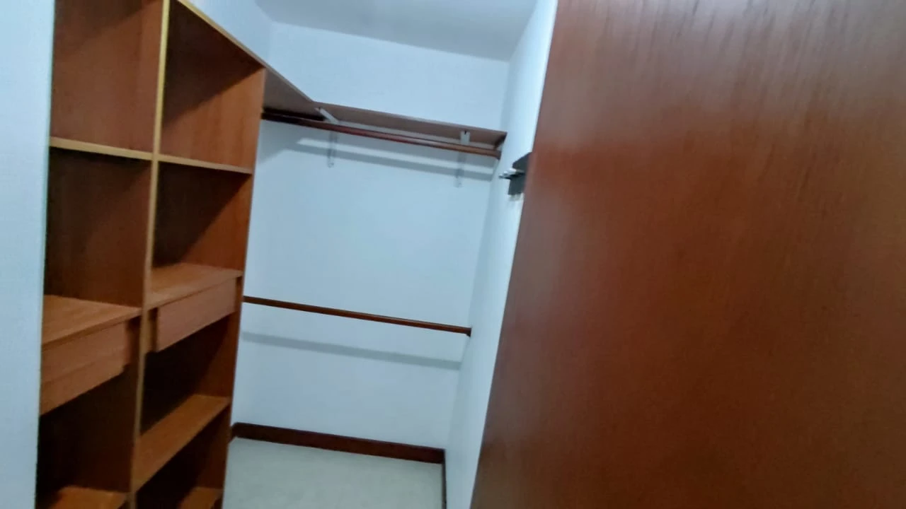 apartamento en arriendo sector superior Loma de los Parra