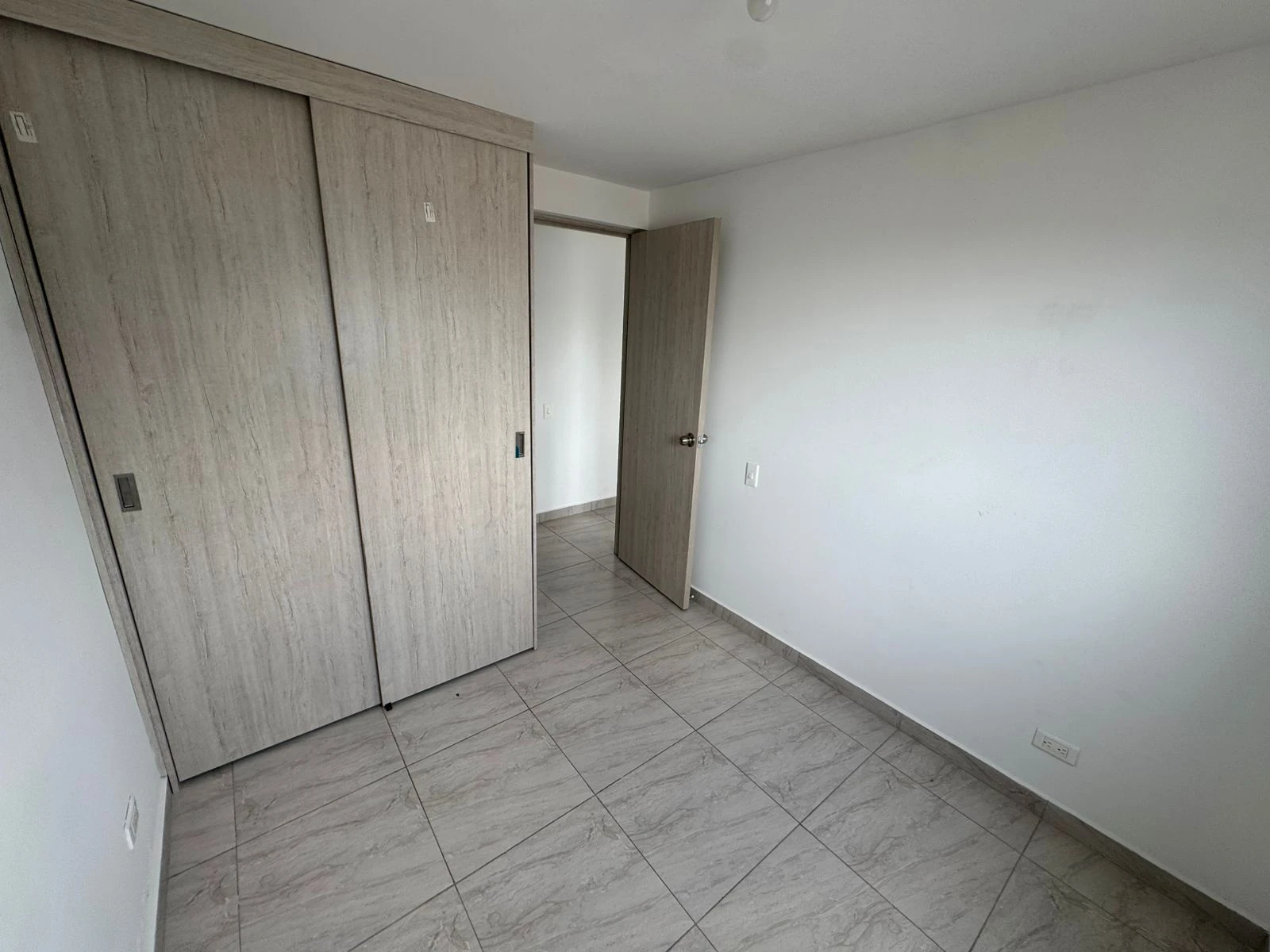 Apartamento en arriendo sector Niquia