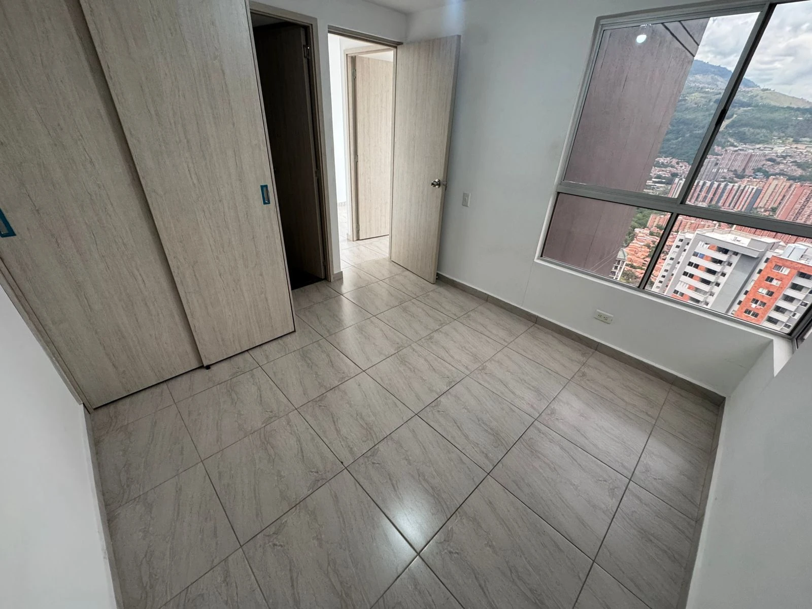 Apartamento en arriendo sector Niquia