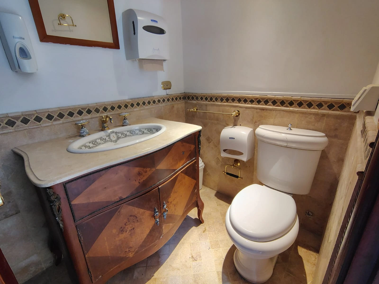 Casa en arriendo sector San Lucas