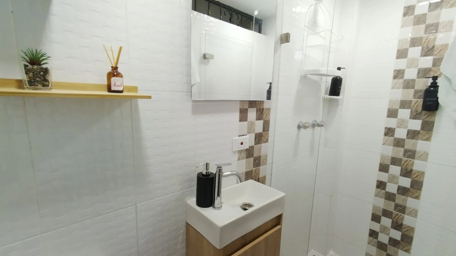 Apartamento Amoblado en Arriendo  sector, Miravalle Medellin