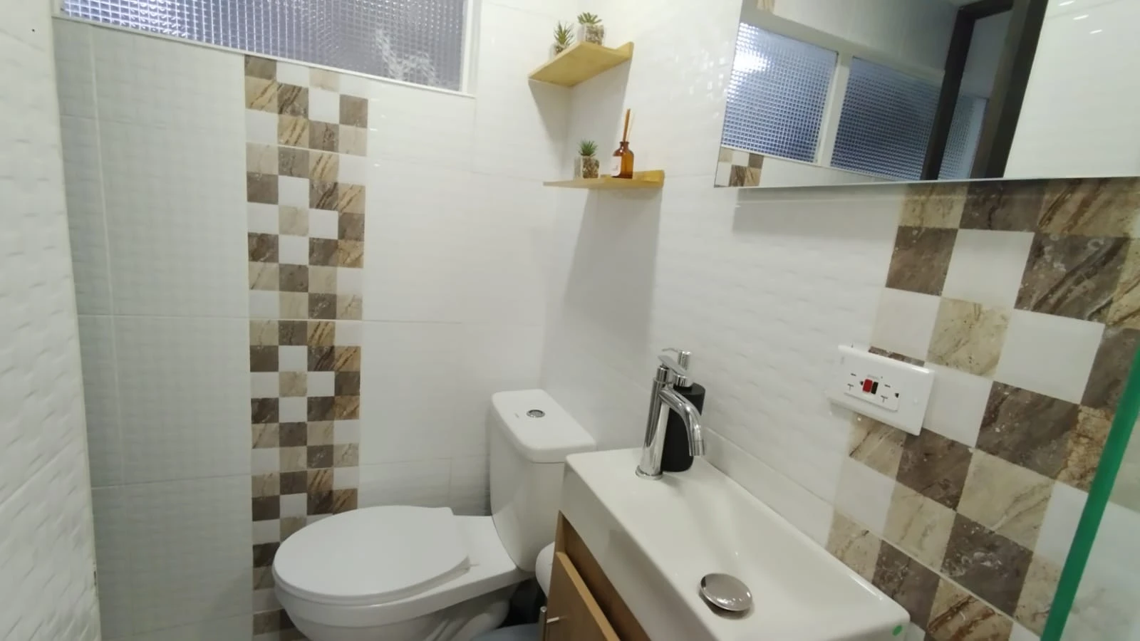 Apartamento Amoblado en Arriendo  sector, Miravalle Medellin