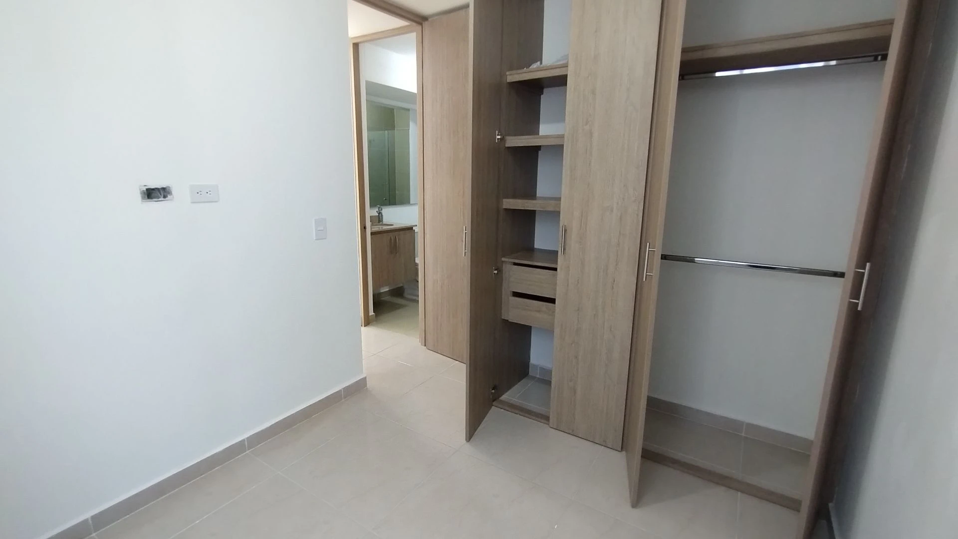 APARTAMENTO EN VENTA EN ALAMEDA DEL RÍO