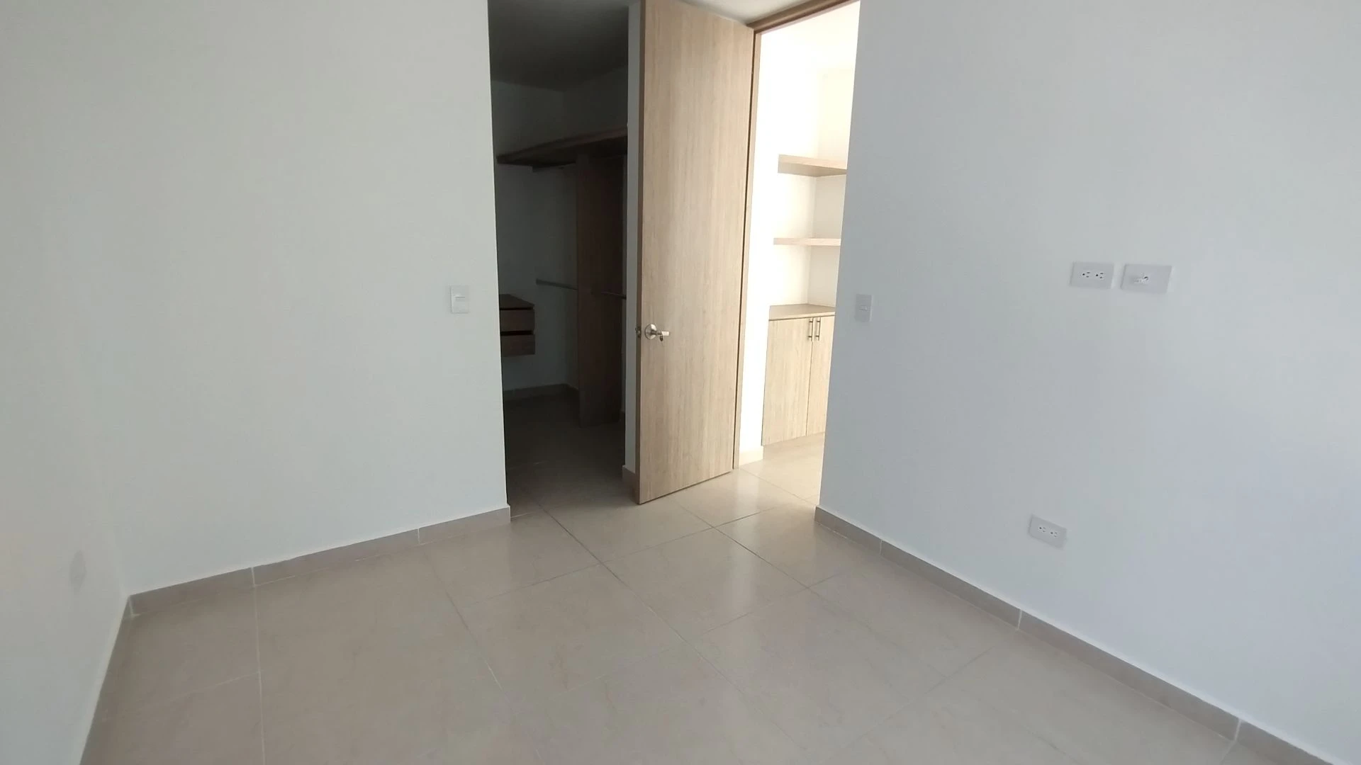 APARTAMENTO EN VENTA EN ALAMEDA DEL RÍO