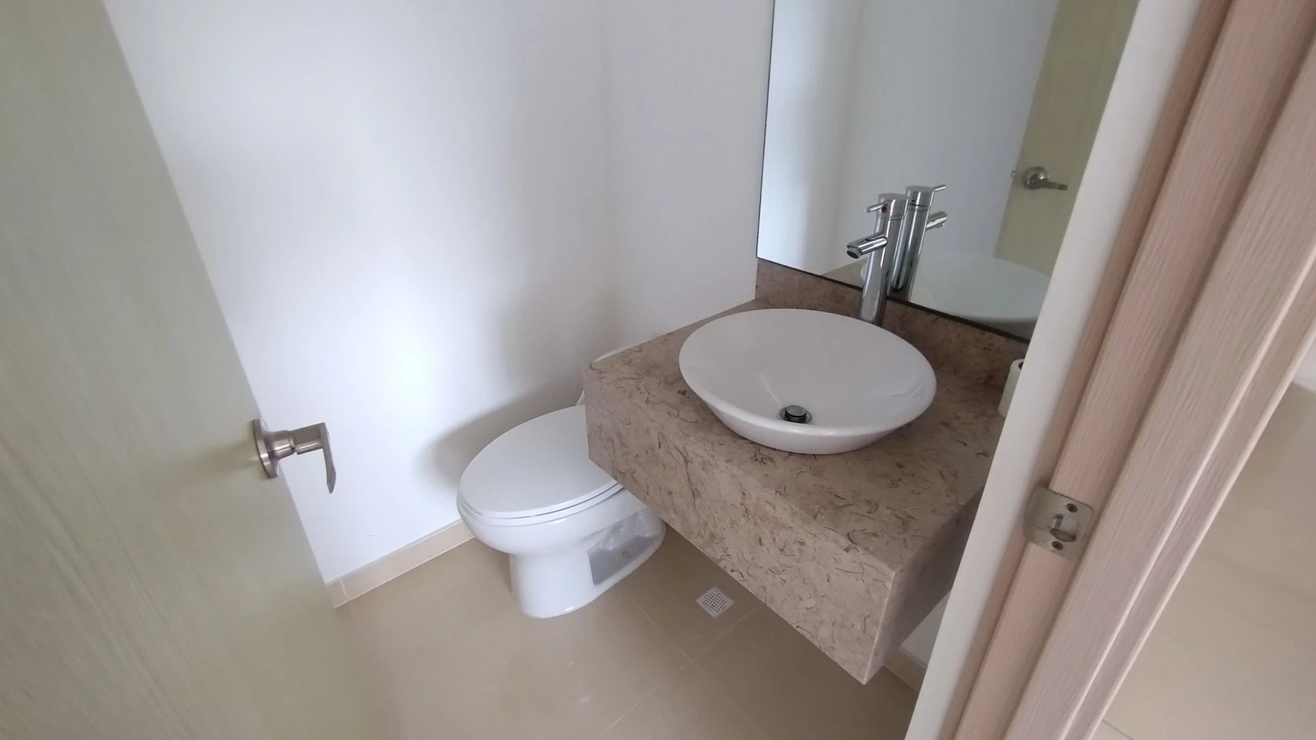APARTAMENTO EN ARRIENDO CERCA DE BUENAVISTA